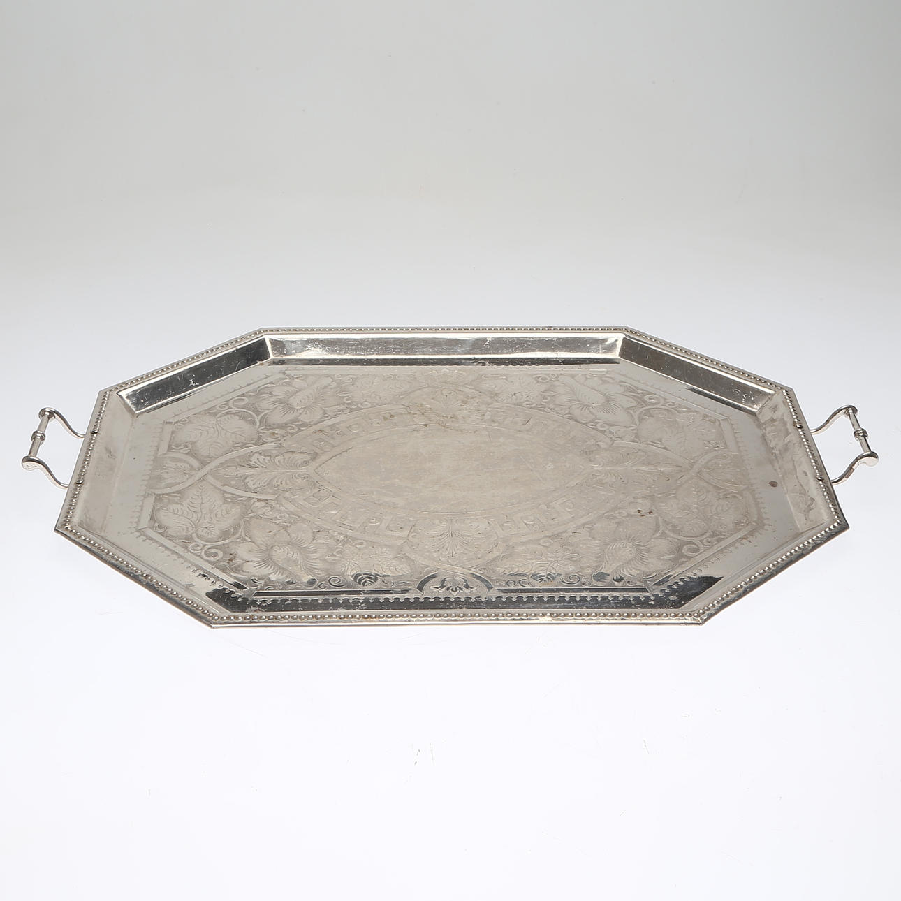 STOR ÄLDRE SERVERINGSBRICKA (1890-1910).