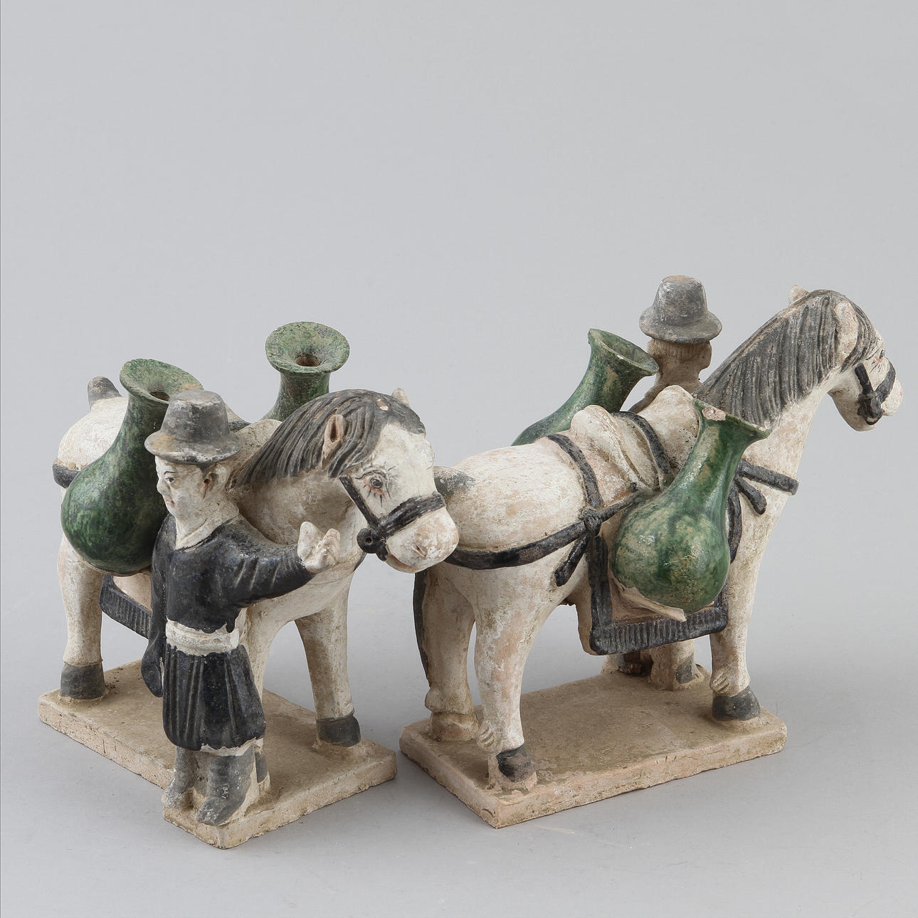 FIGURER, 2 st, lergods, Kina, Mingstil.