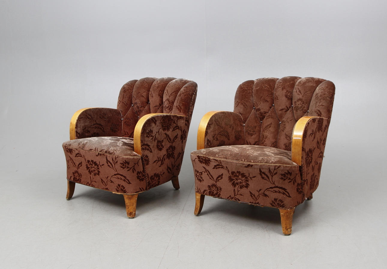 FÅTÖLJER, ett par, 1930 tal.