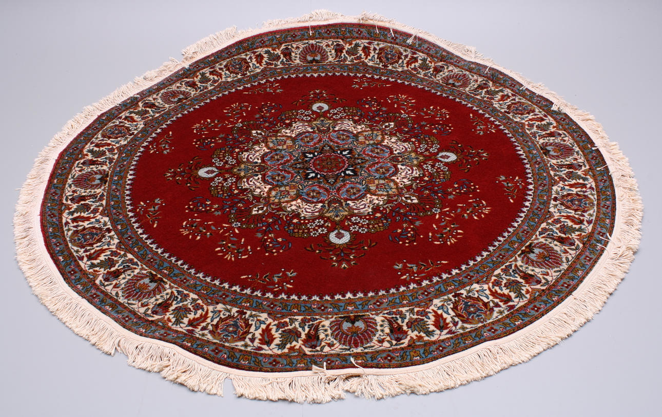 WILTONMATTA, Atlas-Halilari Kayseri - Turkiet, diameter 205 cm.