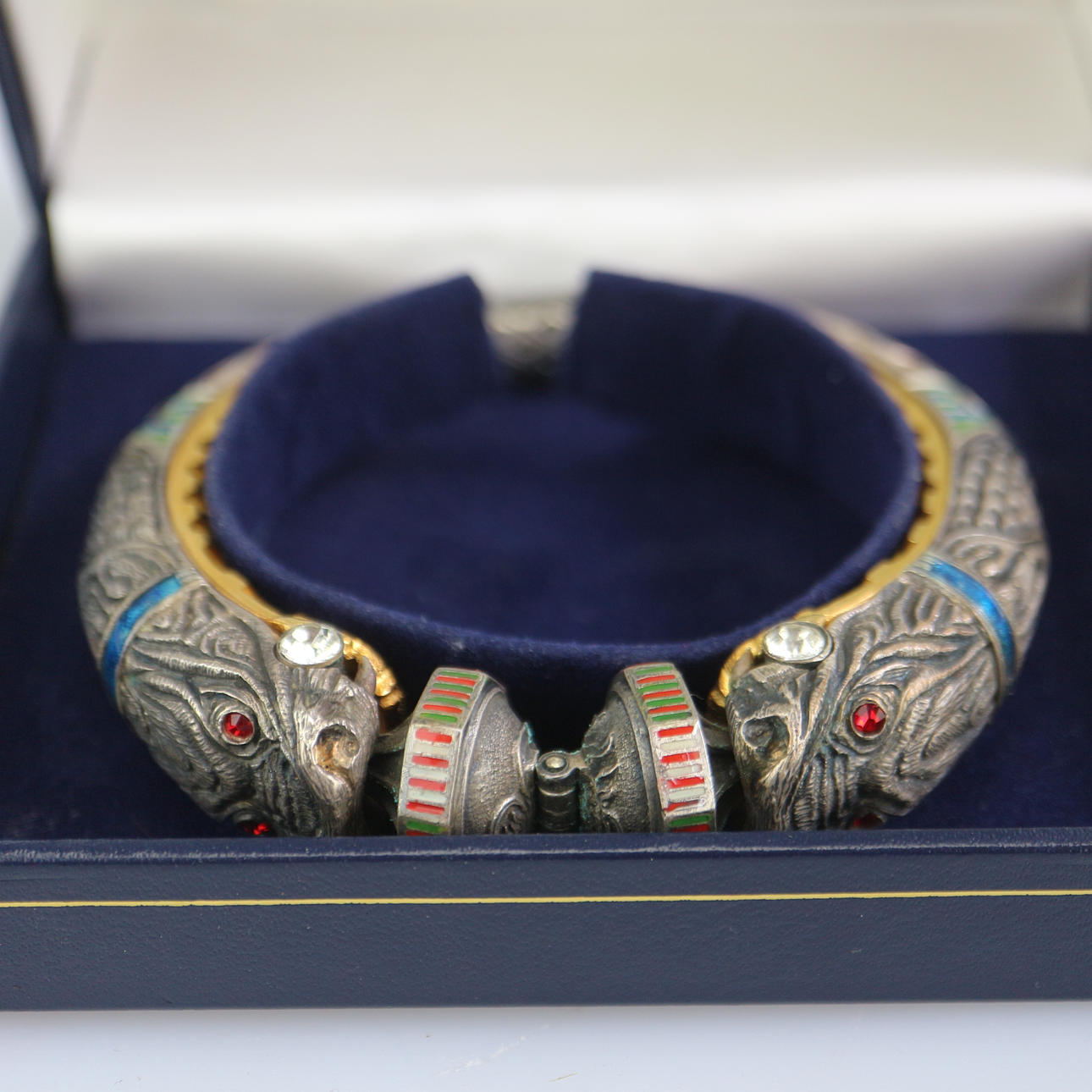 PULSERA CHINA FORMA SERPIENTE.