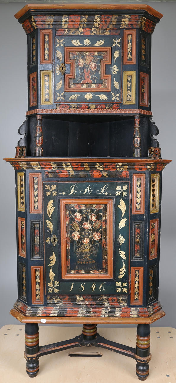 HÖRNSKÅP, Allmoge, skåne 1800-tal.