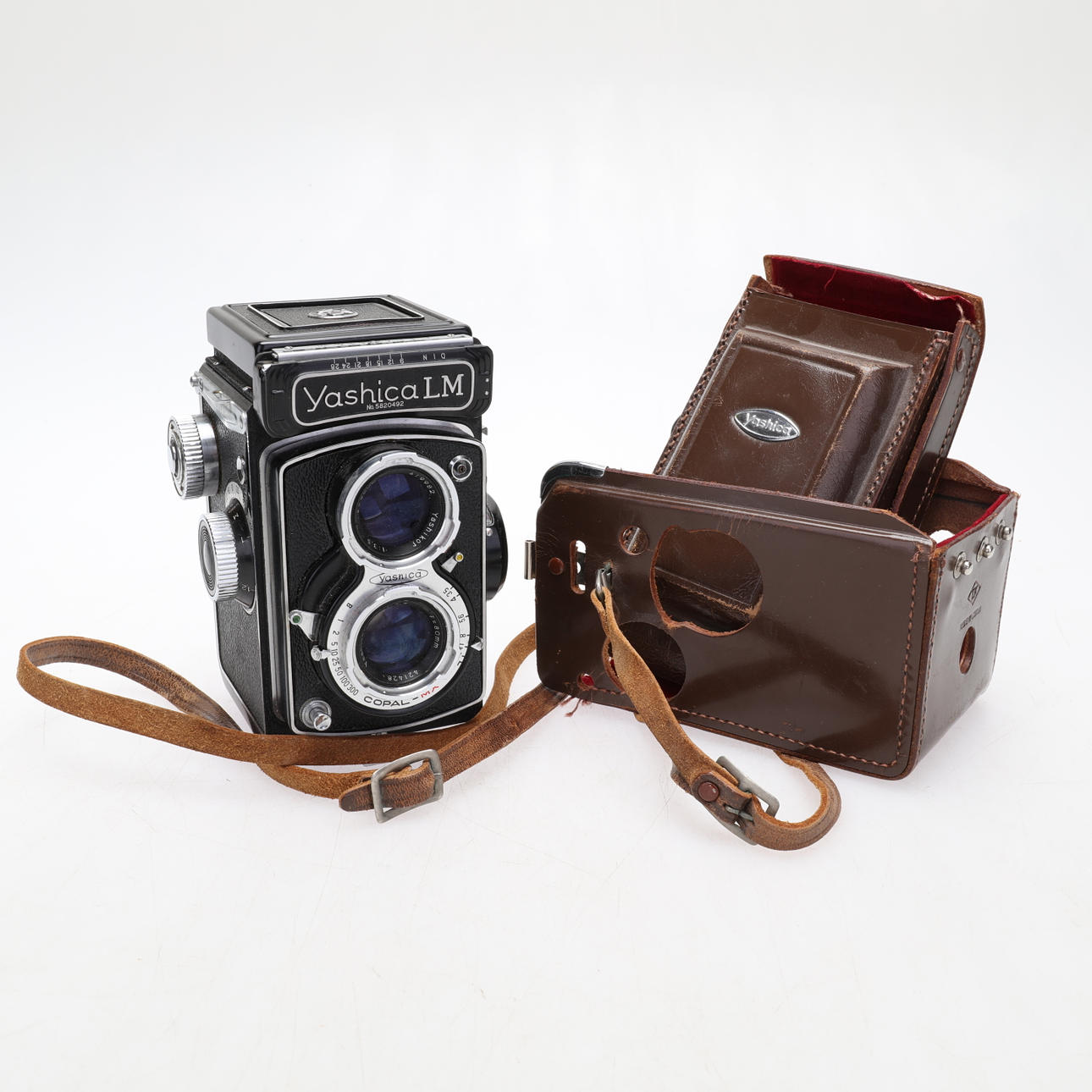 CÁMARA, Yashica LM 1950.