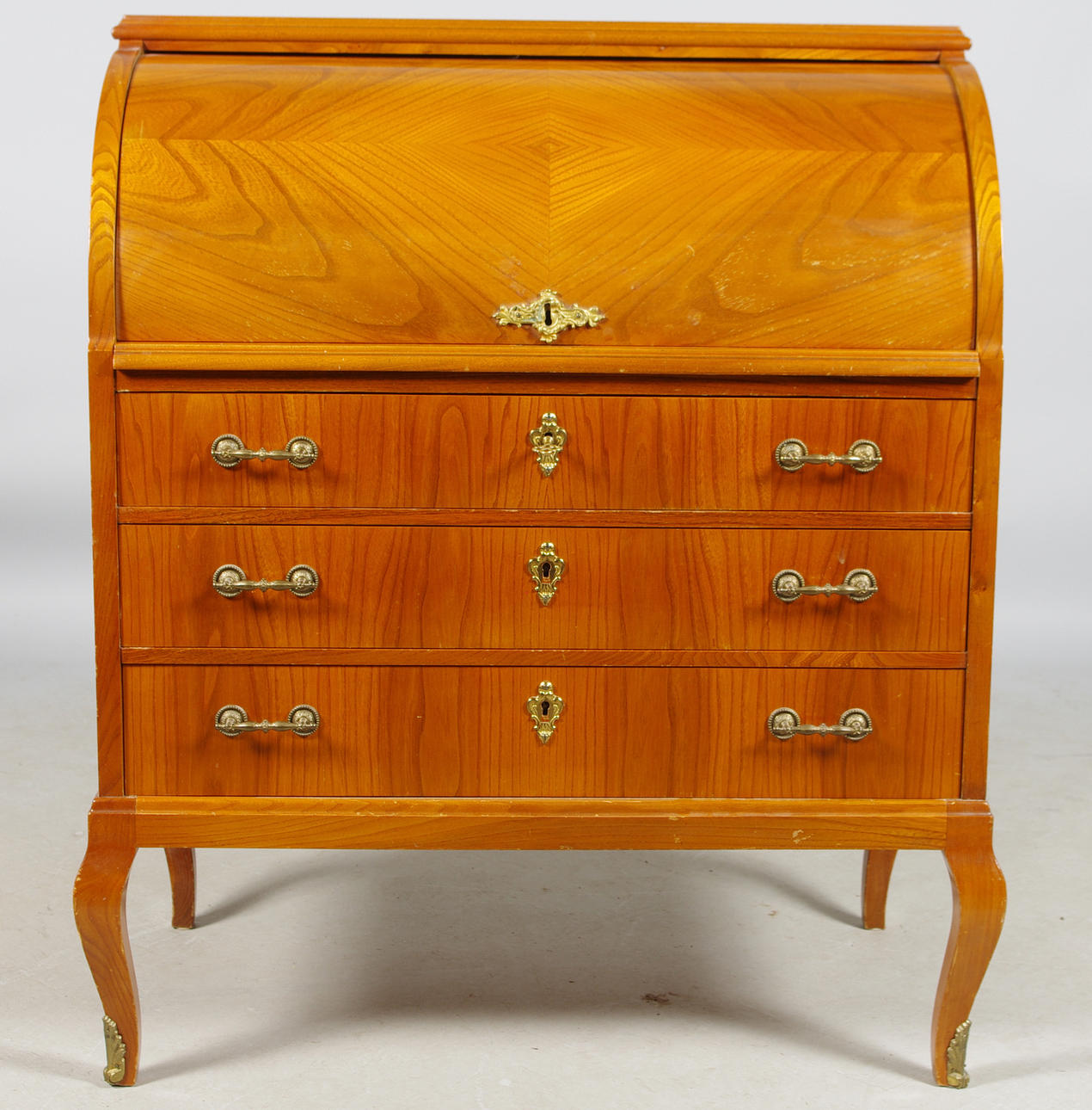 RULLKLAFFSEKRETÄR, alm/björk, rokokostil, 1900-tal.