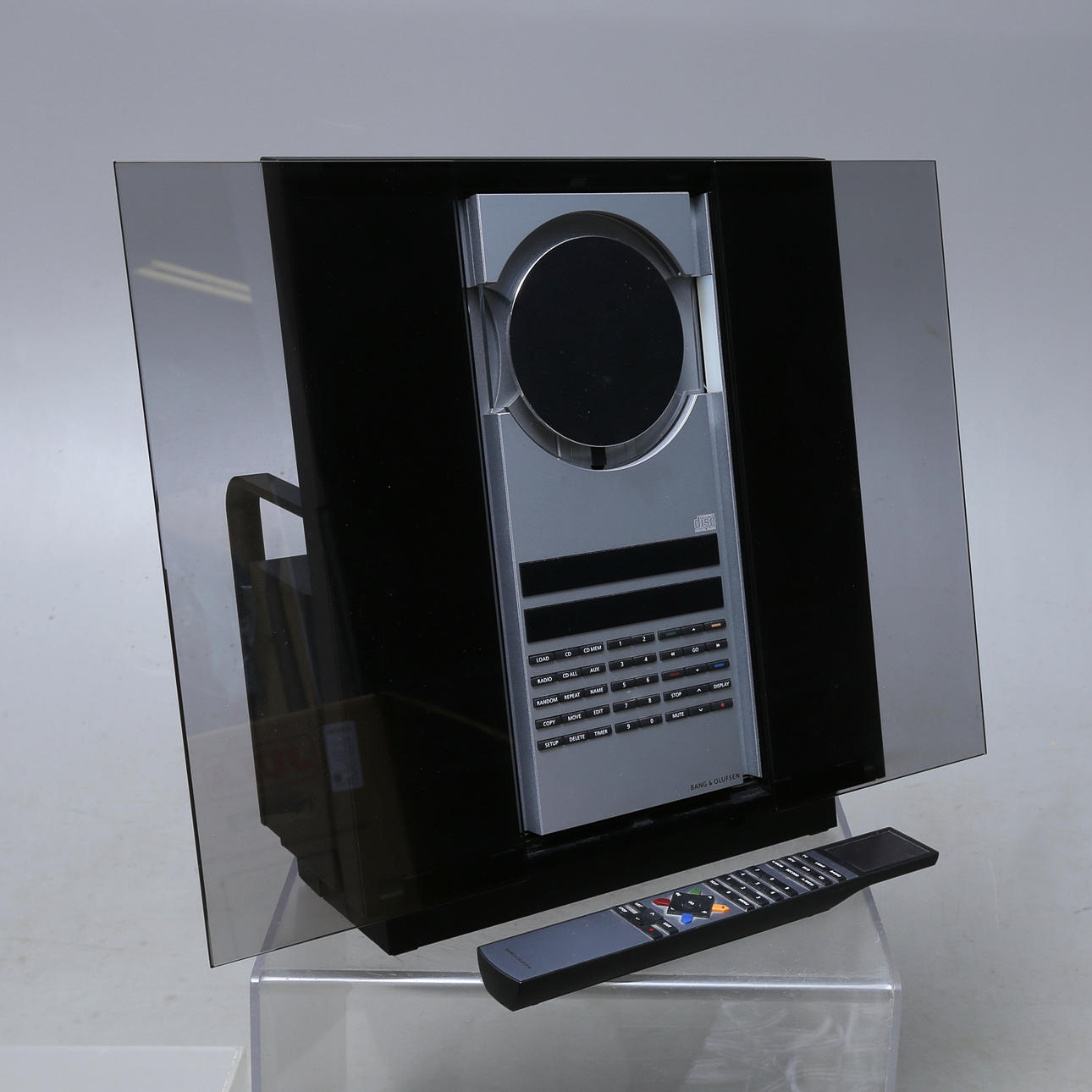 BANG & OLUFSEN, CD player Beosound 3200 and speakers 2+2 Beolab