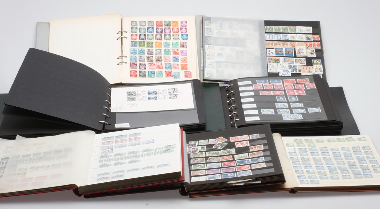 ALBUM med FRIMÄRKEN, 7 st.