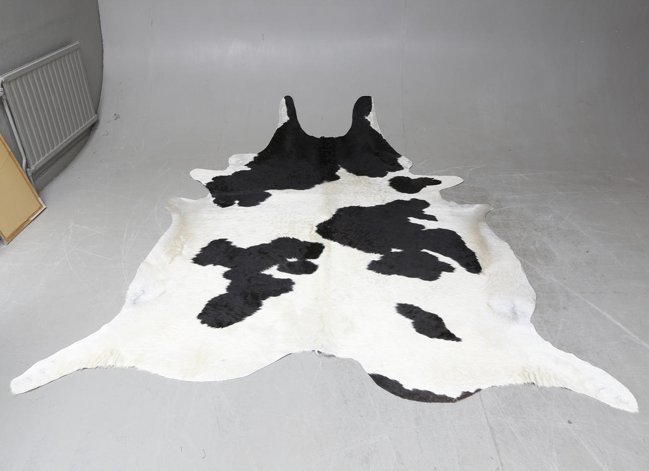 VACA HID, Negro/blanco.