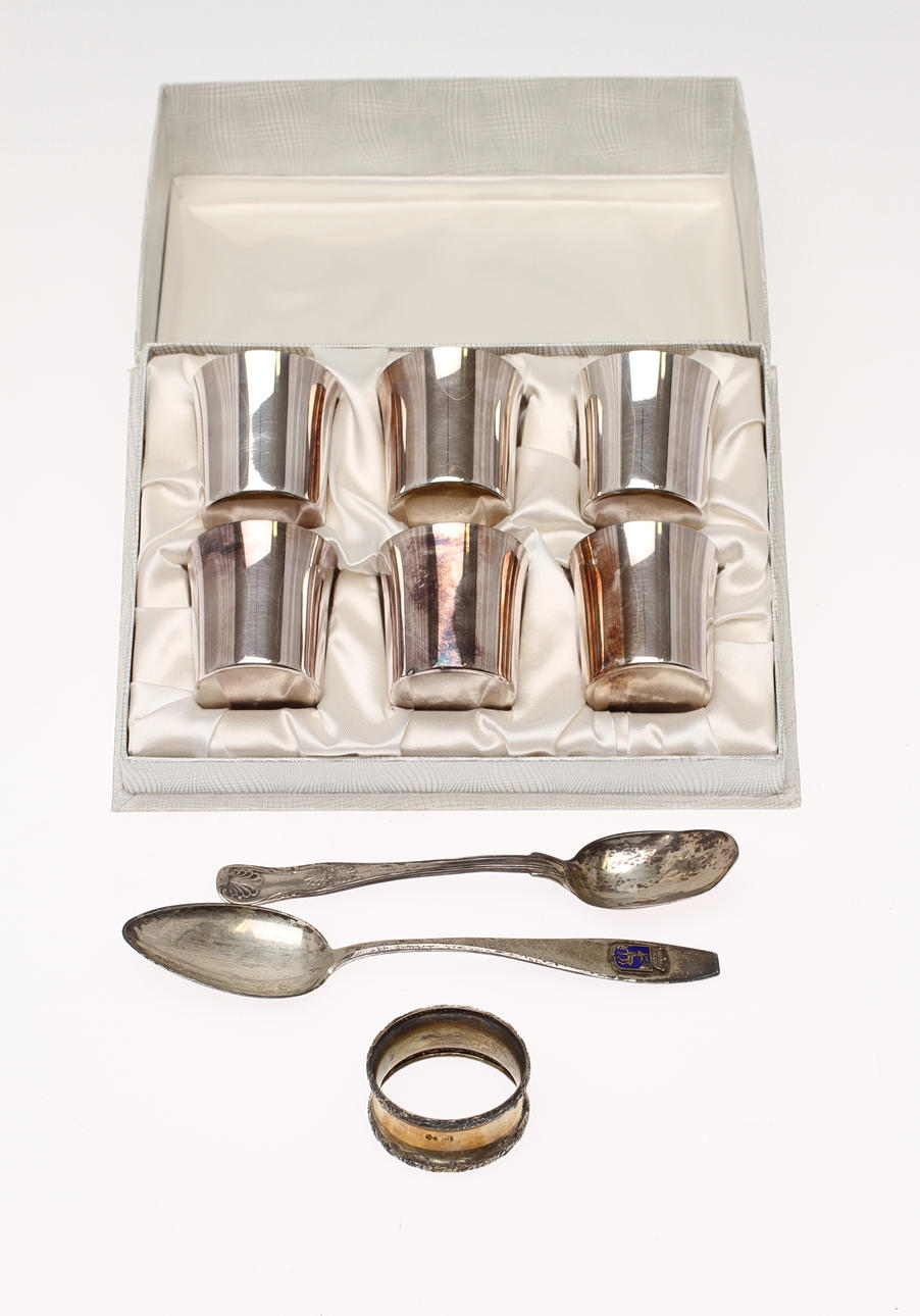 A Collection SILVER. 9 parts. Weight 214g.