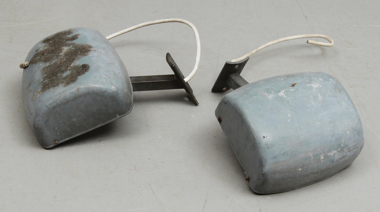 UTOMHUSARMATURER, 2 st, metall, 1900-tal.