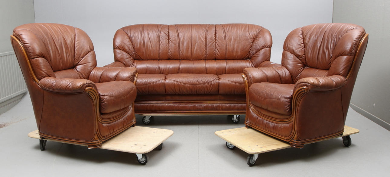 SOFFGRUPP, 3 delar, Italien, sent 1900-tal.