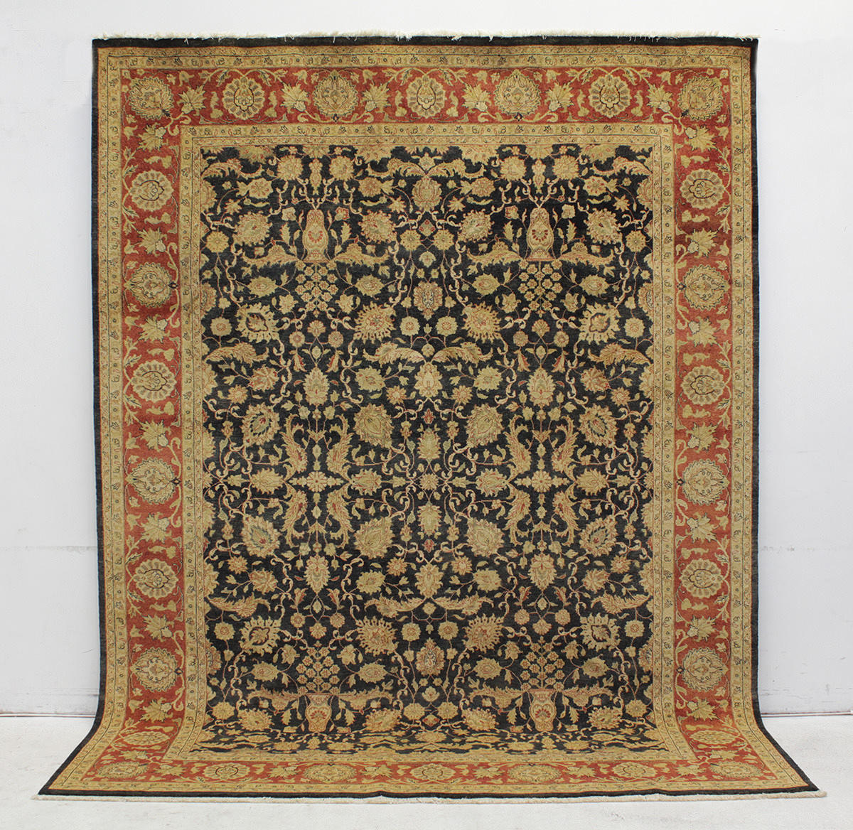 MATTA, Orientalisk, Zigler design, 359 x 279 cm.