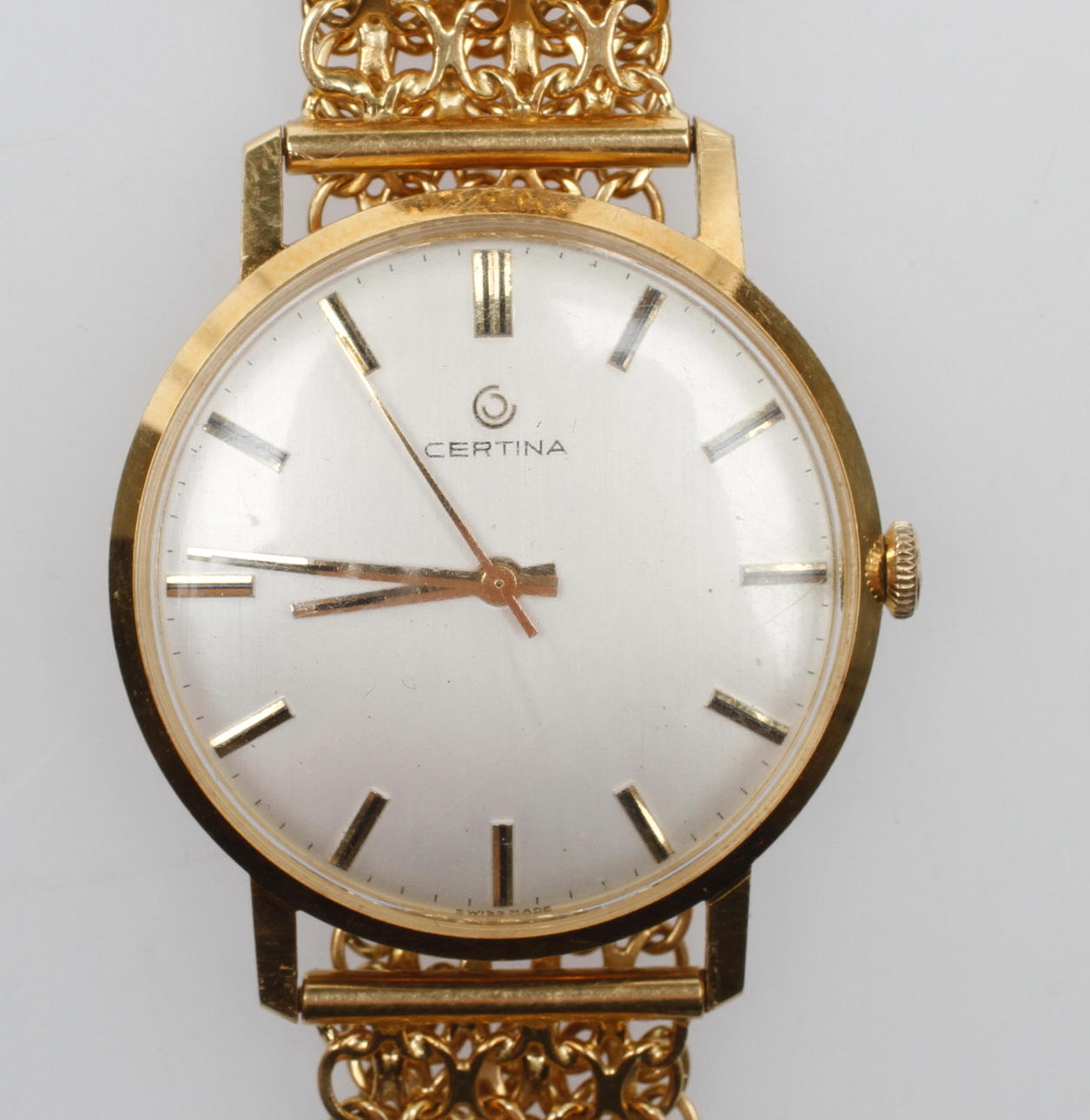 ARMBANDSUR CERTINA MED X-LÄNK, 18k guld, total vikt ca 47 gr.