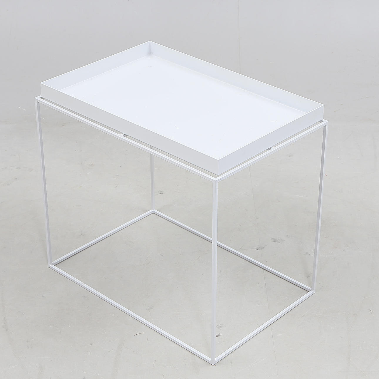 BRICKBORD "Tray Table" Hay Hee, samtida.