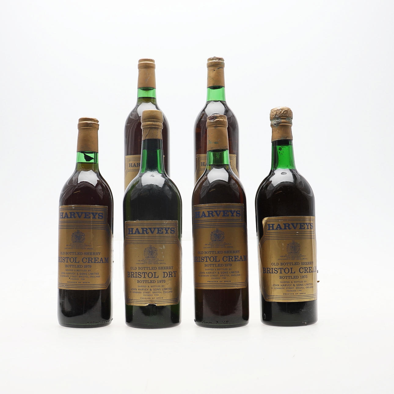 Blandet etui af Harvey's Old Bottled Sherry.