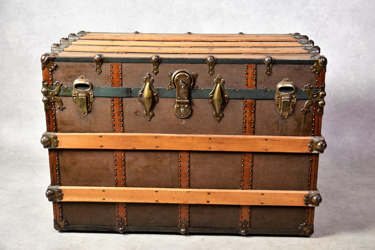 KOFFER 18-1900 Jahrhundert.