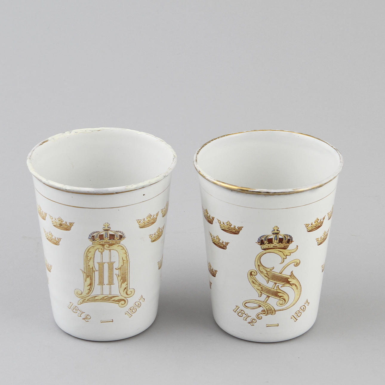 MUGGAR, 2 st, emalj Kockums JAB, 1800-talets slut.