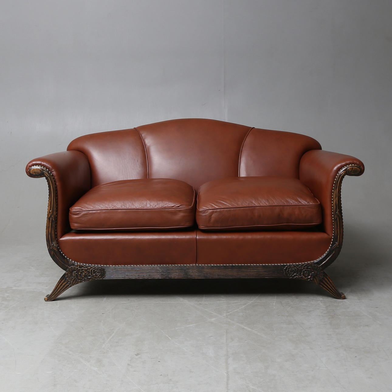 SOFÁ, "modelo club", años 20.