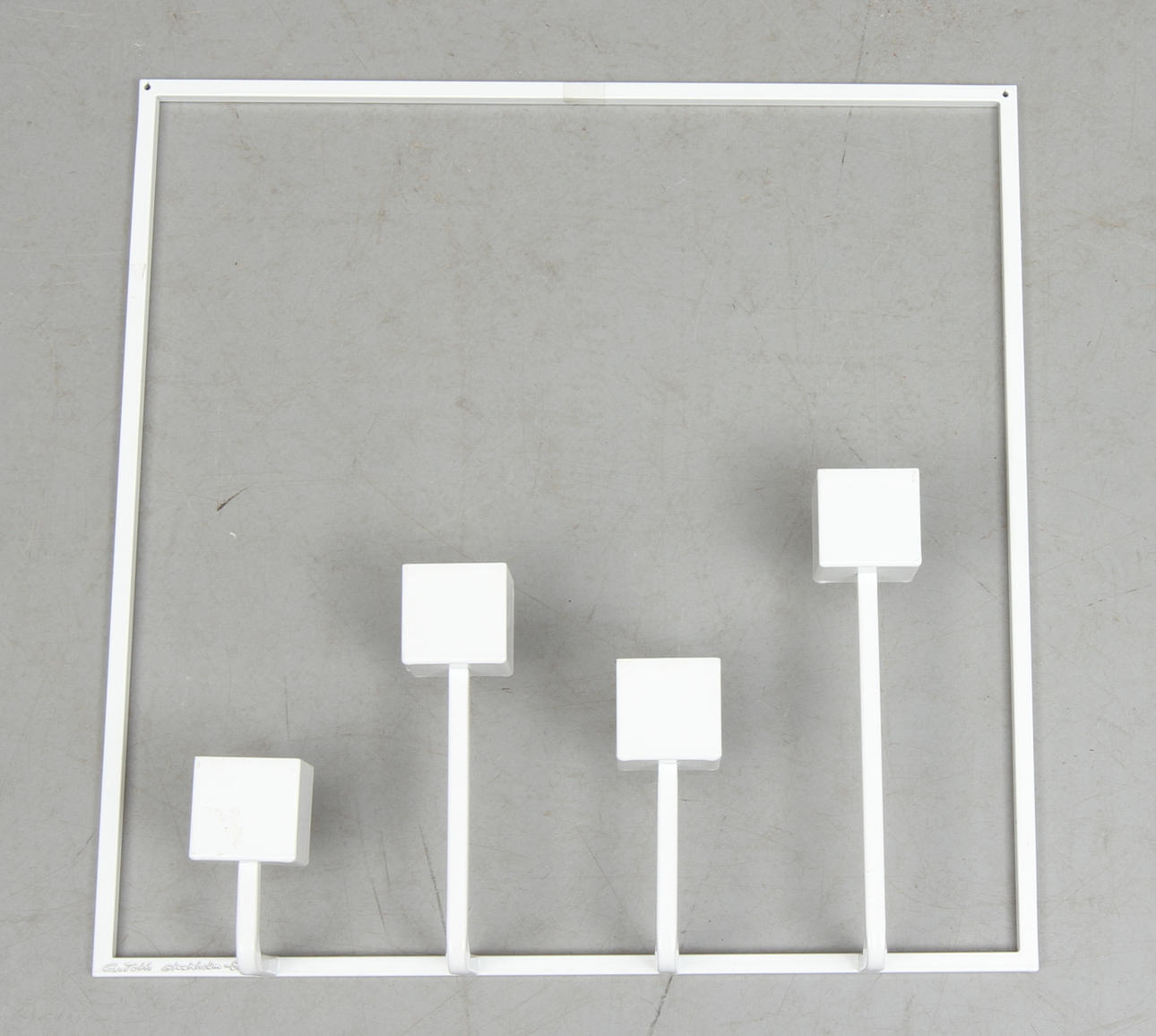 VÄGGKANDELABER, för 4 ljus, smide, Georg Toth, Stockholm -85.