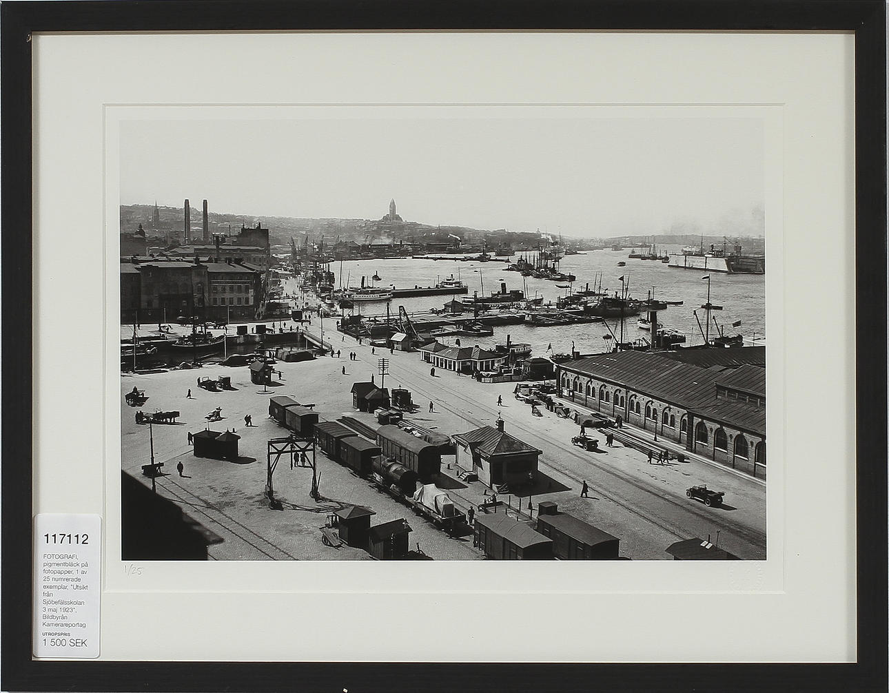 FOTOGRAFI, pigmentbläck på fotopapper, 1 av 25 numrerade exemplar, "Utsikt från Sjöbefälsskolan 3 maj 1923", Bildbyrån Kamerareportage AB samlingar.
