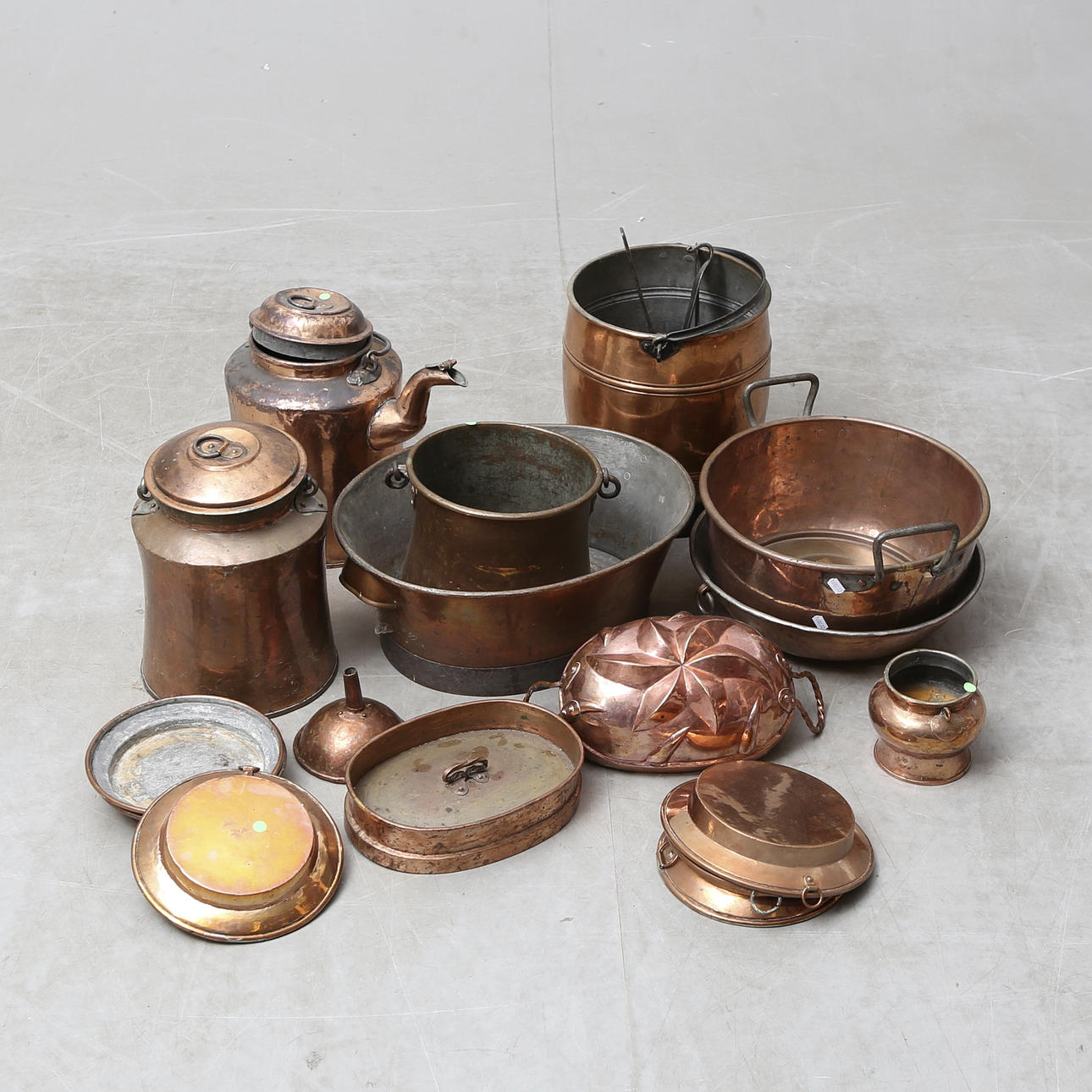 COPPER ITEMS, 1800-1900s.