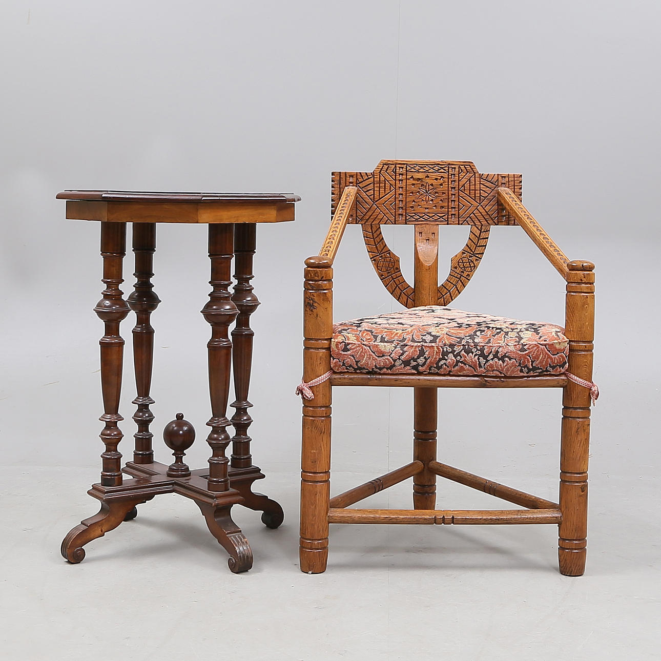 BORD och STOL, 1900-tal.