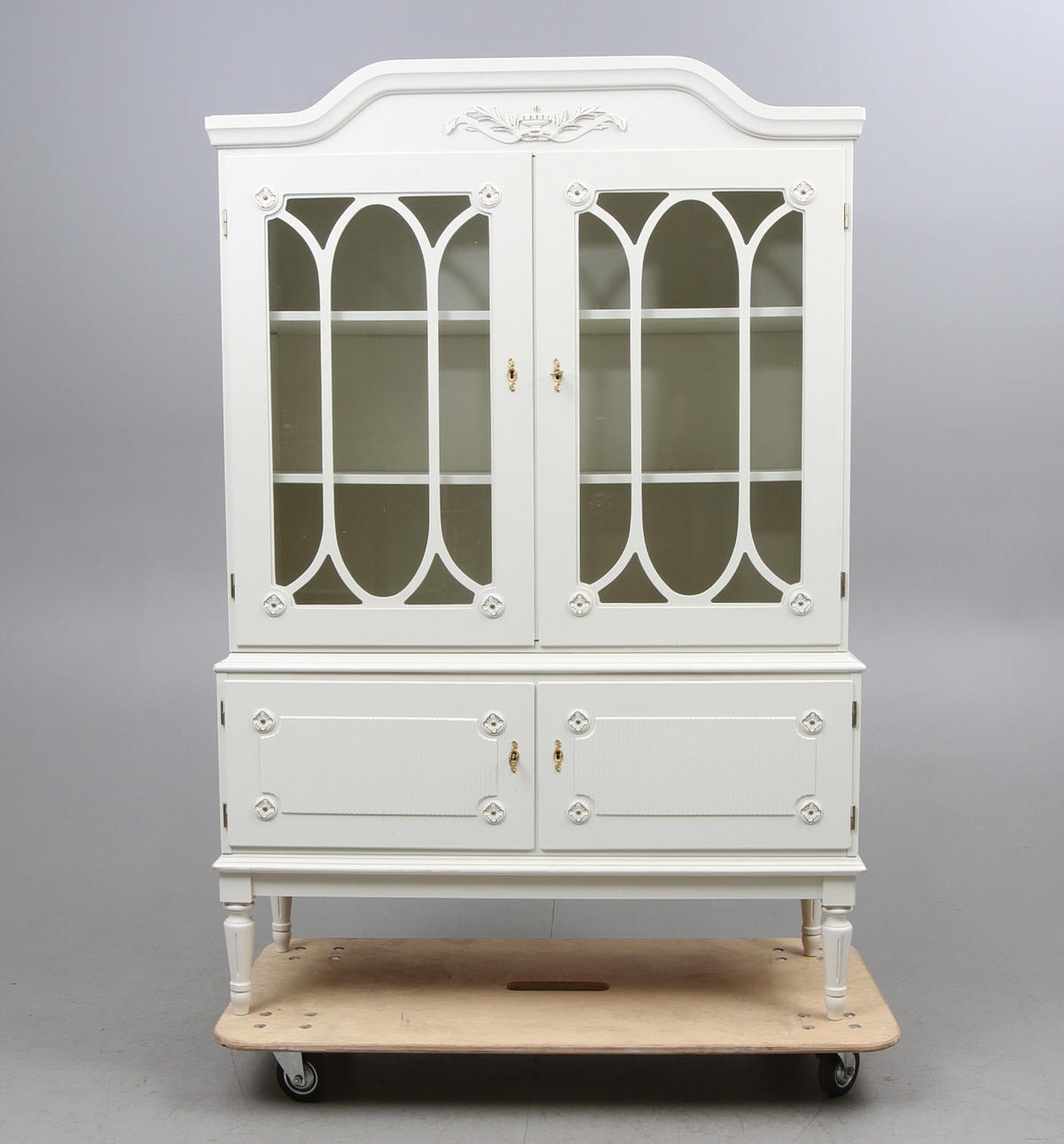 MATSALSSKÅP, Gustaviansk-stil, 1900-talets andra hälft.