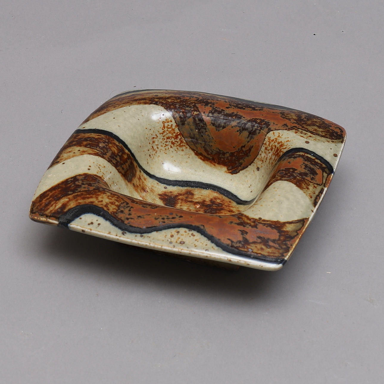 BERTIL LUNDGREN. bowl, ceramic, Rörstrand, signed.