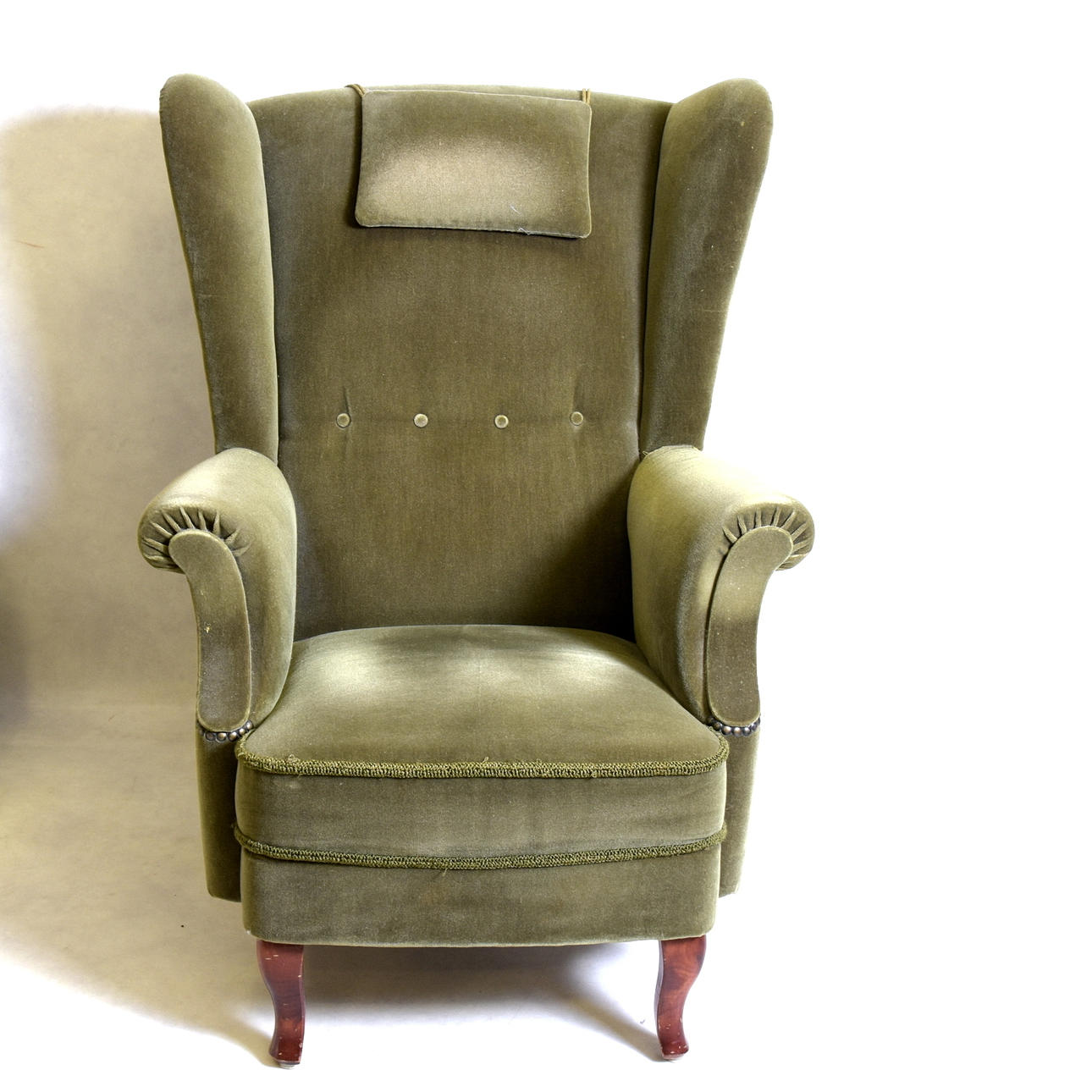 ÖRONLAPPSFÅTÖLJ, 1900-tal.