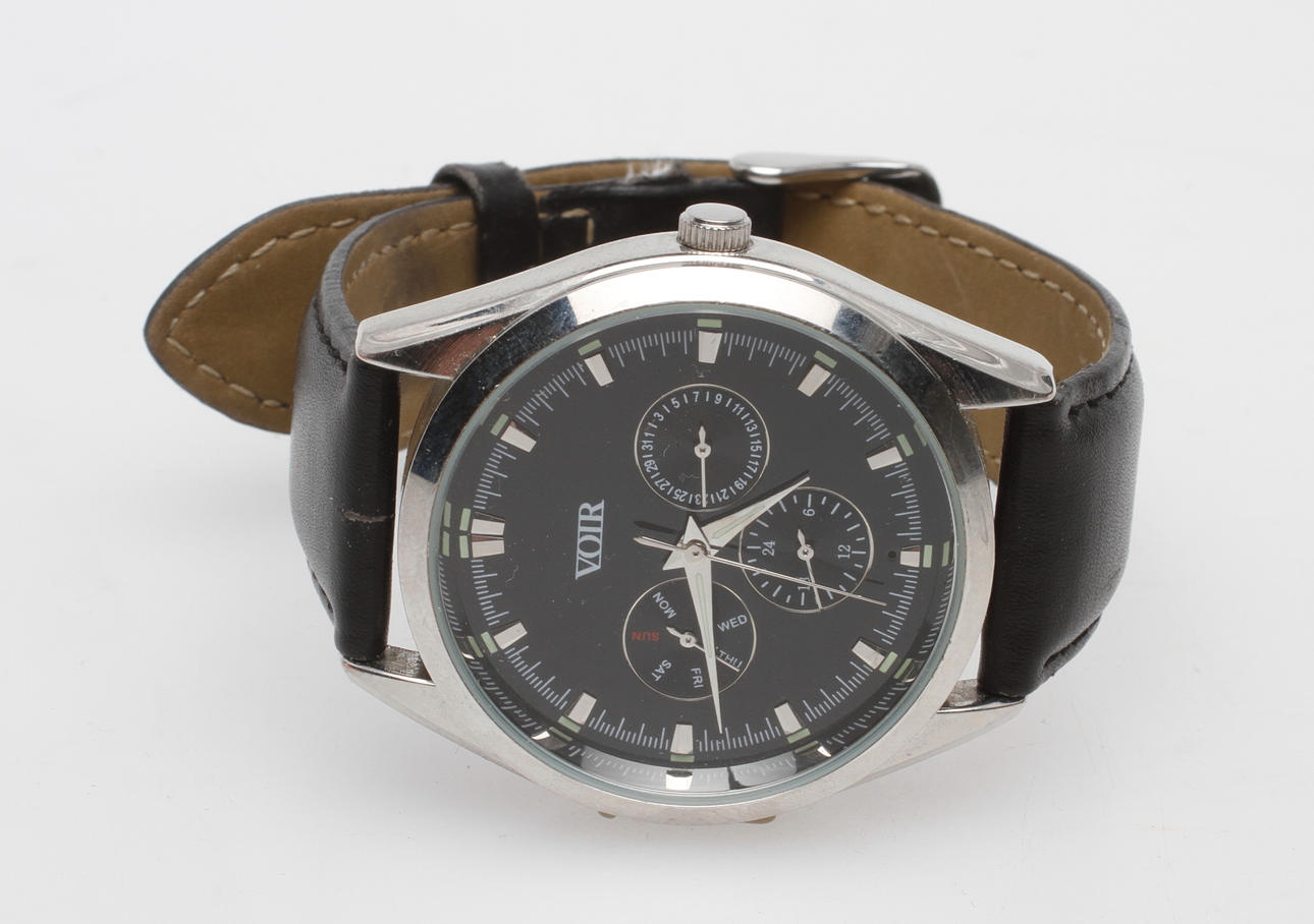 ARMBANDSUR VIOR.