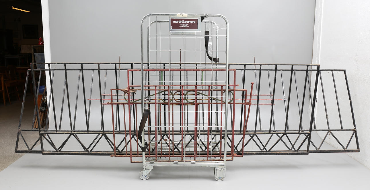 STAKET SAMT 2 GRINDAR, SMIDE.