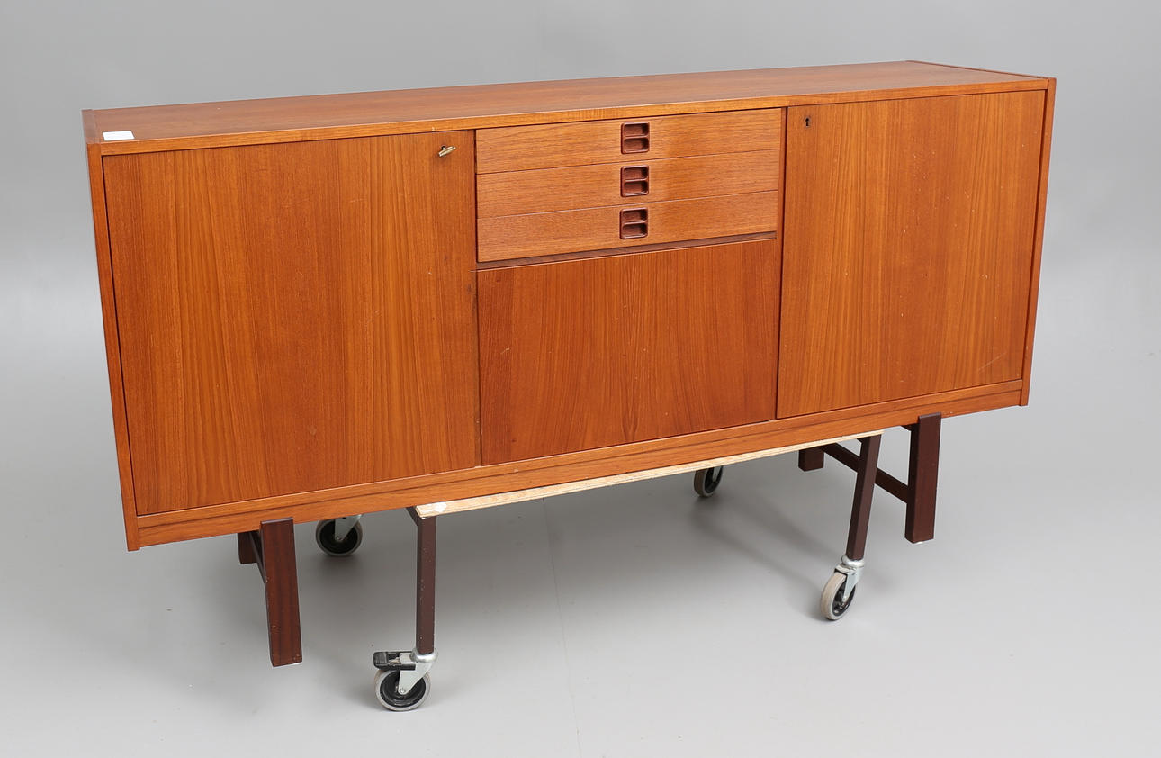 SIDEBOARD, teak, 1960-tal.