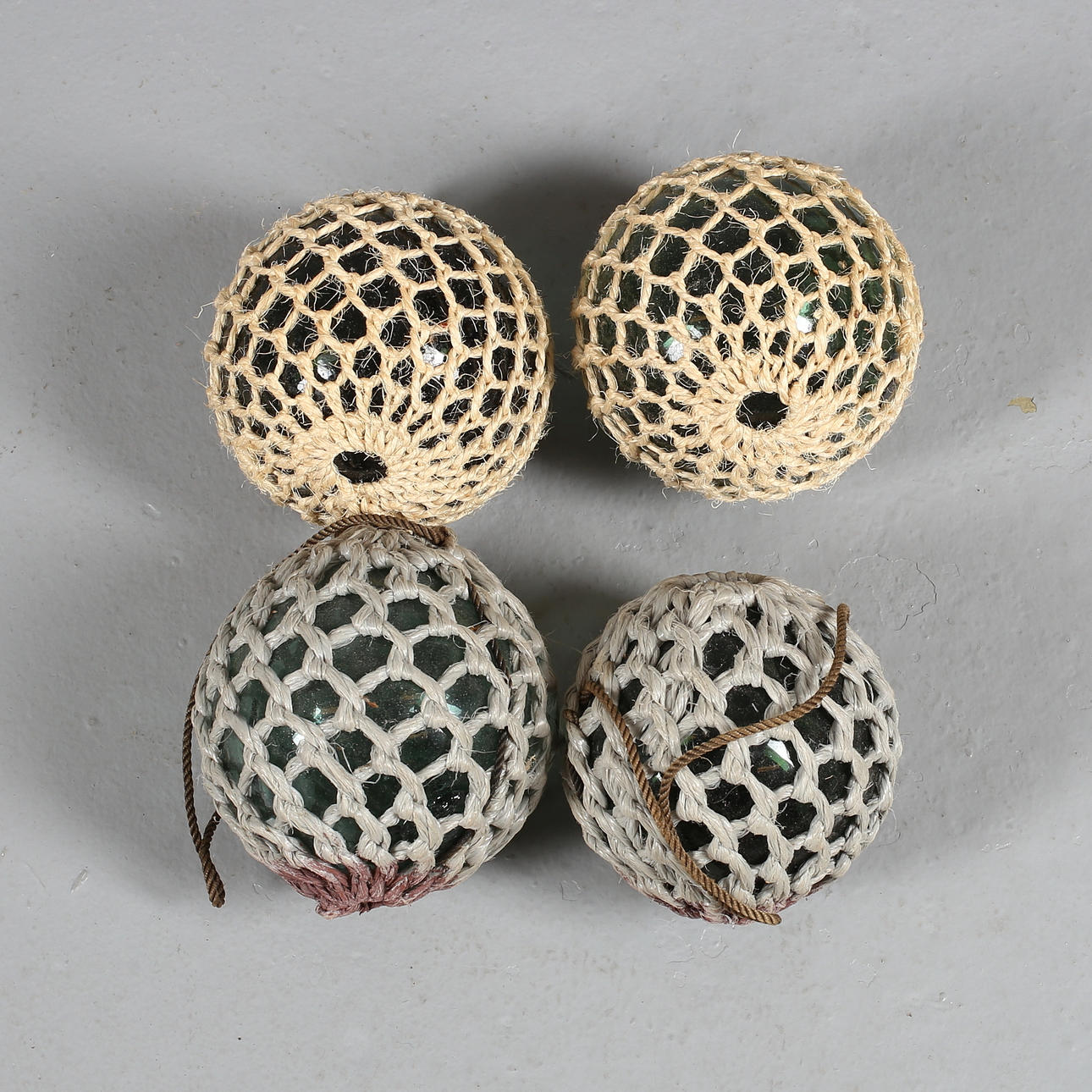 GLASS FLUETS, 4 pcs, in net.