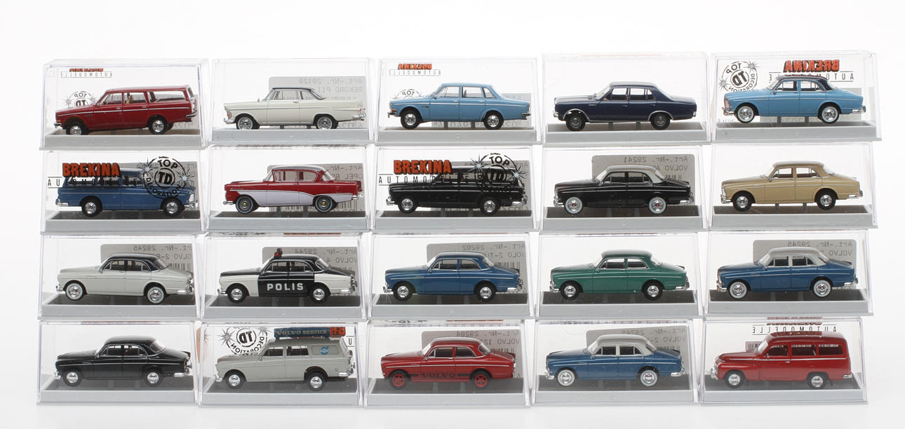 MODELLBILAR BREKINA 20 stycken passande svensk modelljärnväg. Originalkartong (B).