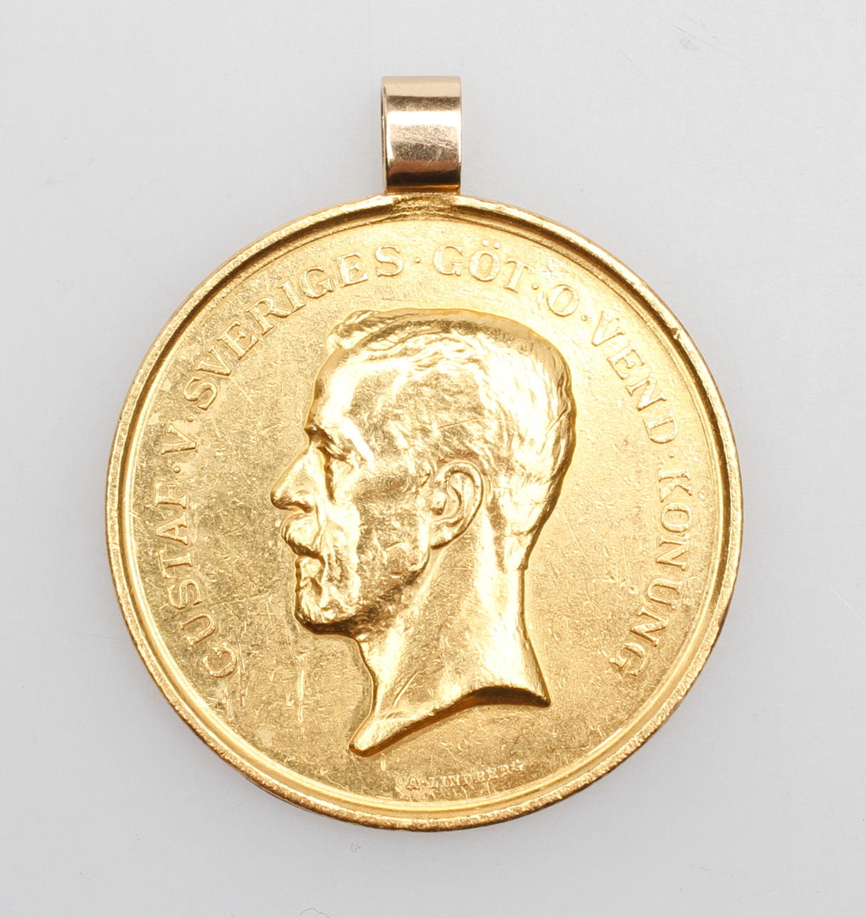 MEDALJ, 18k guld, "Kungliga Sv Patriotiska Sällskapet", vikt ca 28,4 gr.