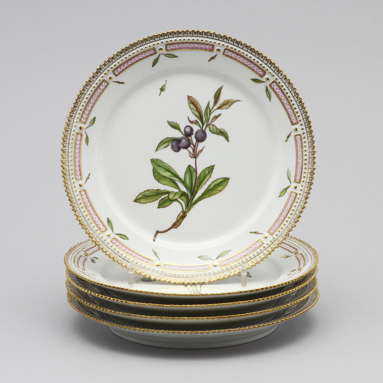 TALLRIKAR, 5 st, "Flora Danica", Royal Copenhagen, 1948.