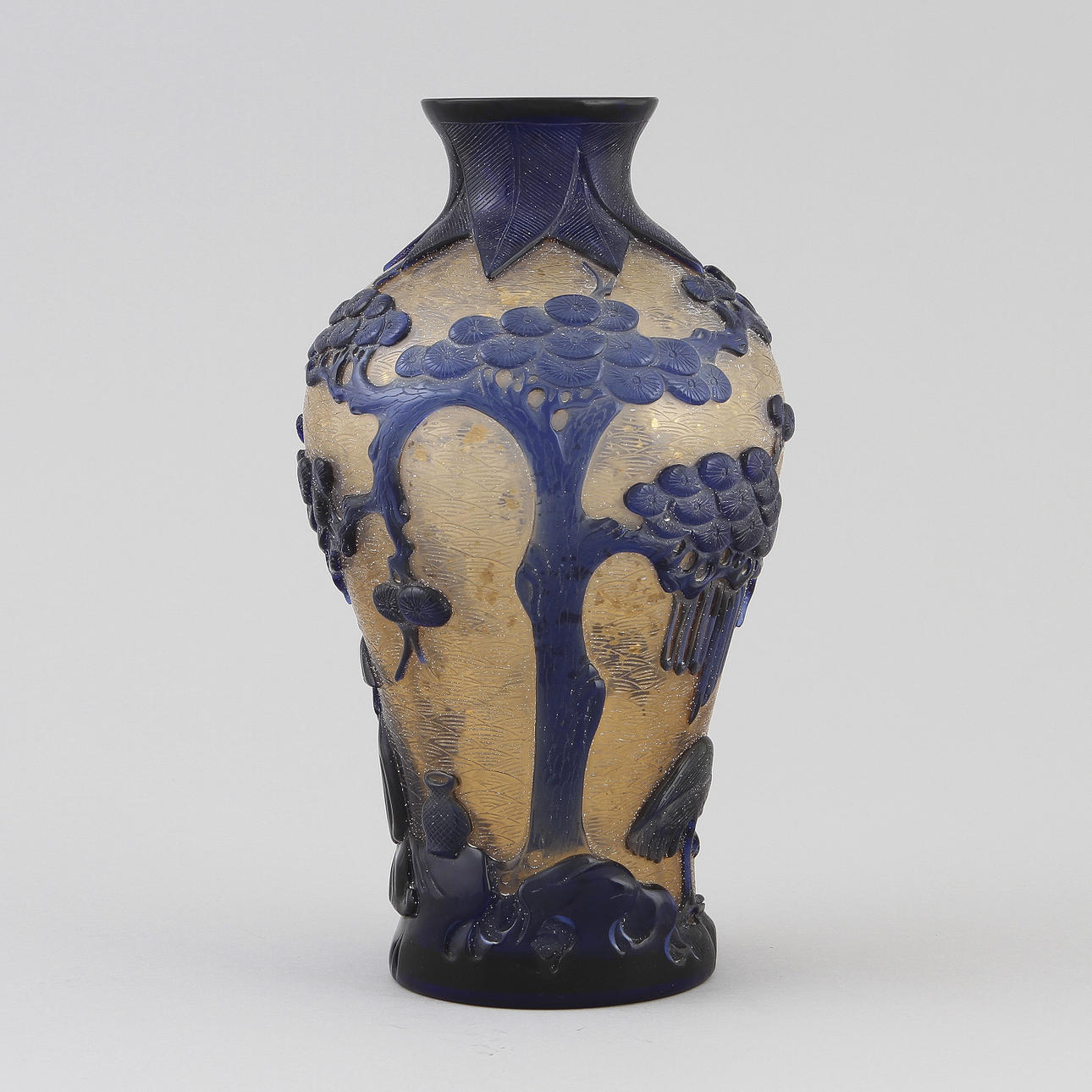 MEIPINGVAS, glas, Kina, 1900-tal.