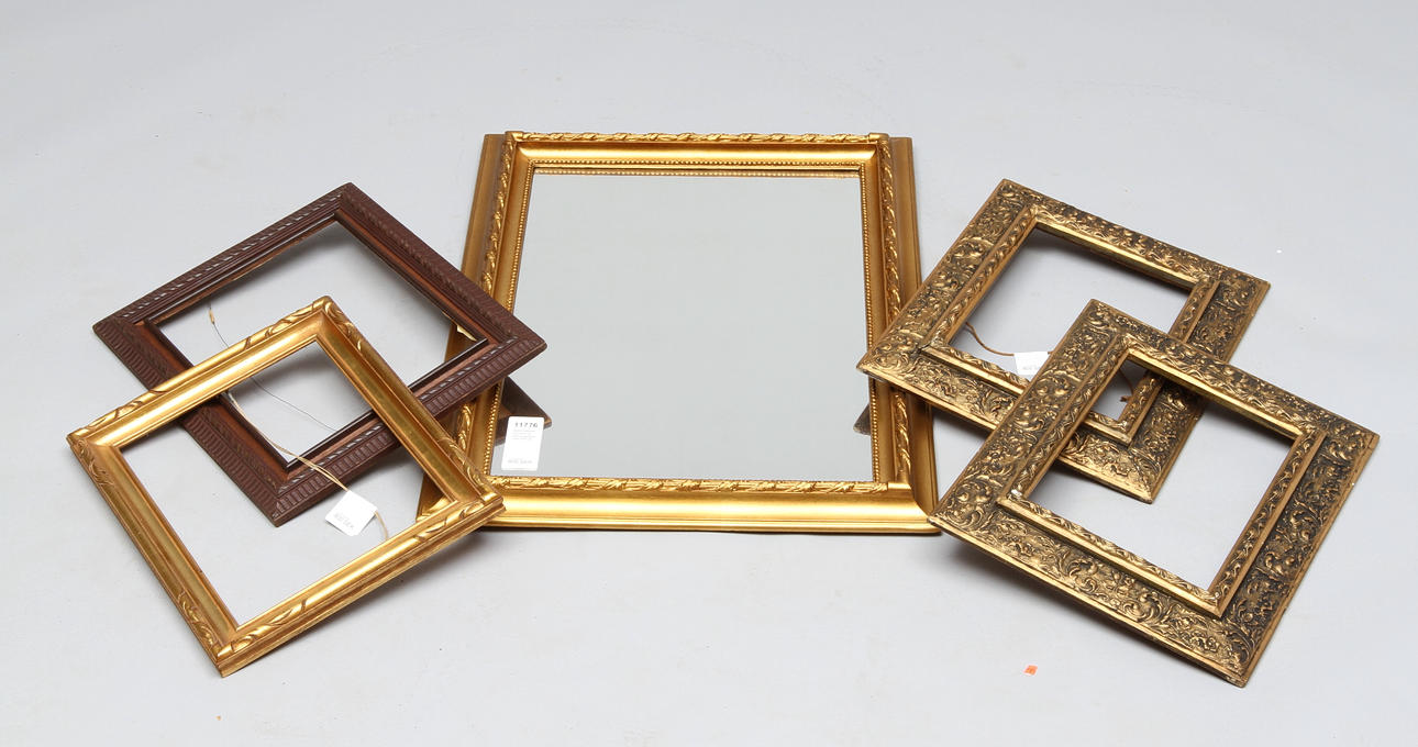 PARTI RAMAR, 5 st varav en med spegelglas. 1800/1900-tal.