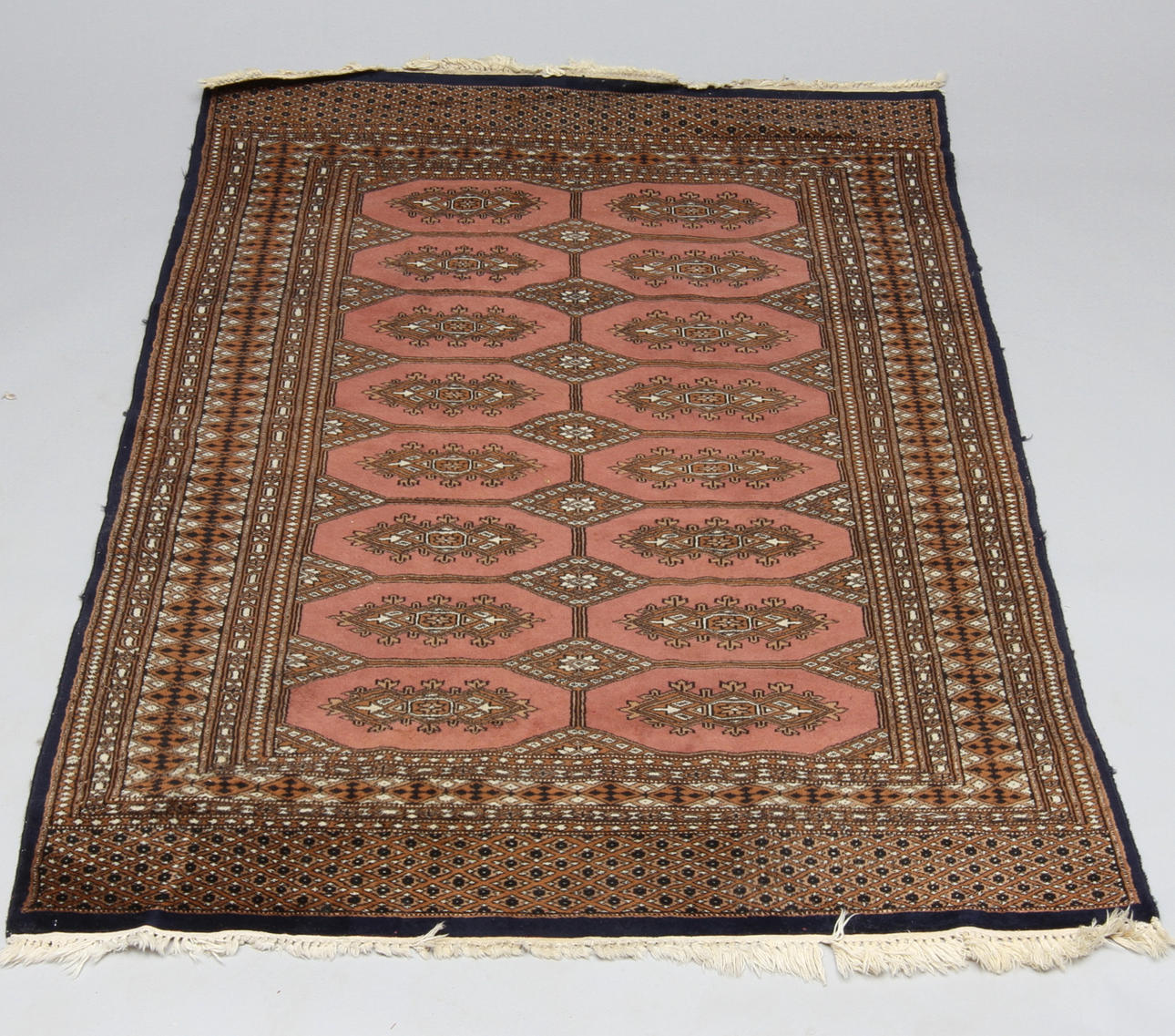 MATTA, orientalisk, ca 190 X 136 cm.