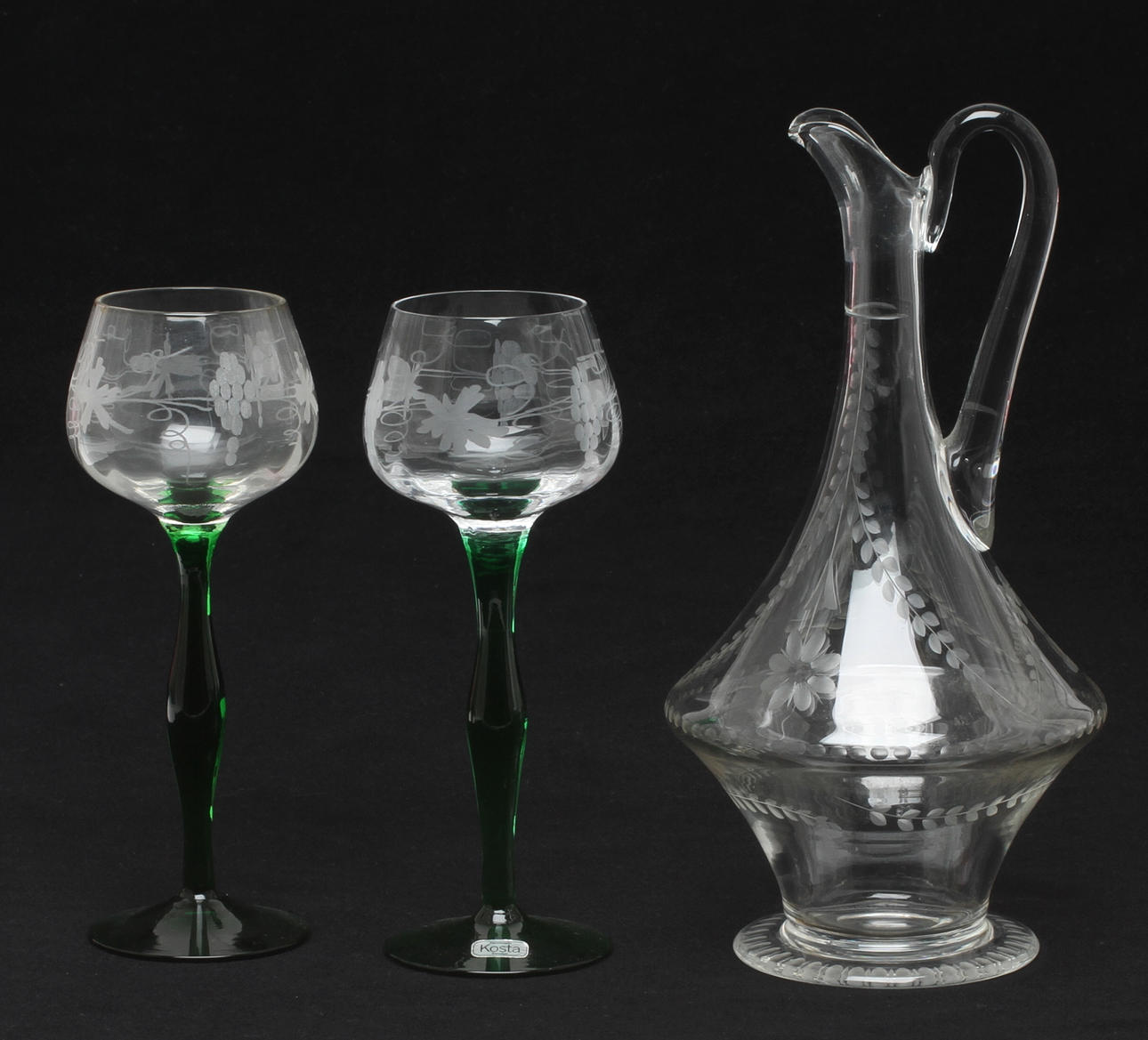 VINGLAS 9 st märkta Kosta samt VINKANNA, 1900-tal.