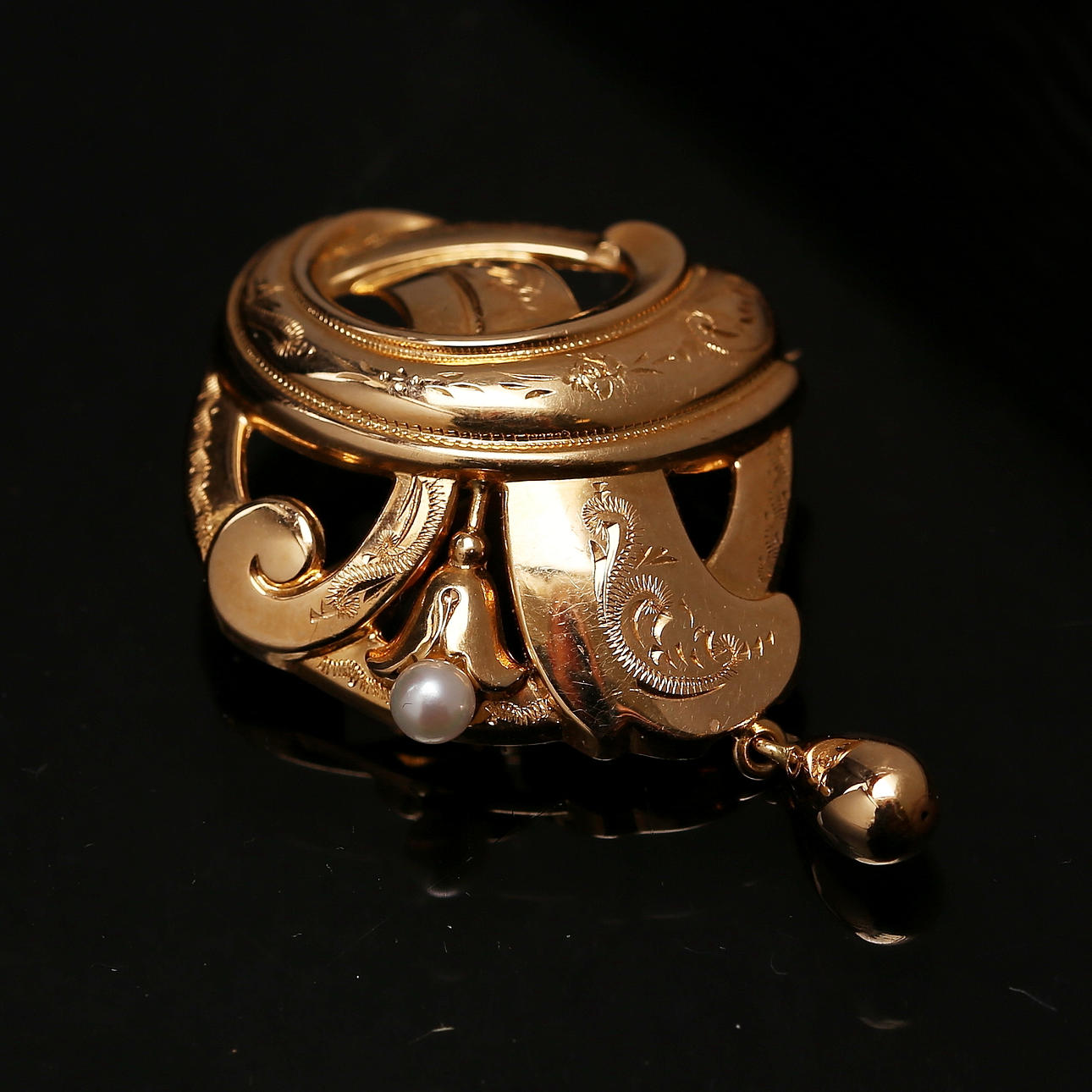BROOCH, 18k gold, 3.29 grams.