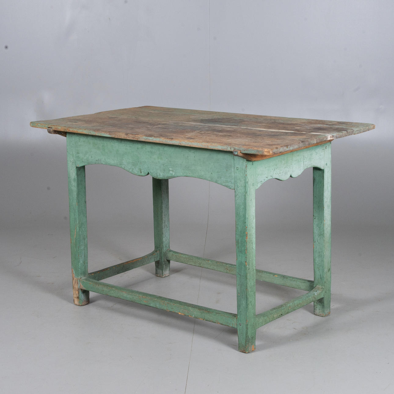 SPISEBORD, malet pels, 1700-/1800-tallet.