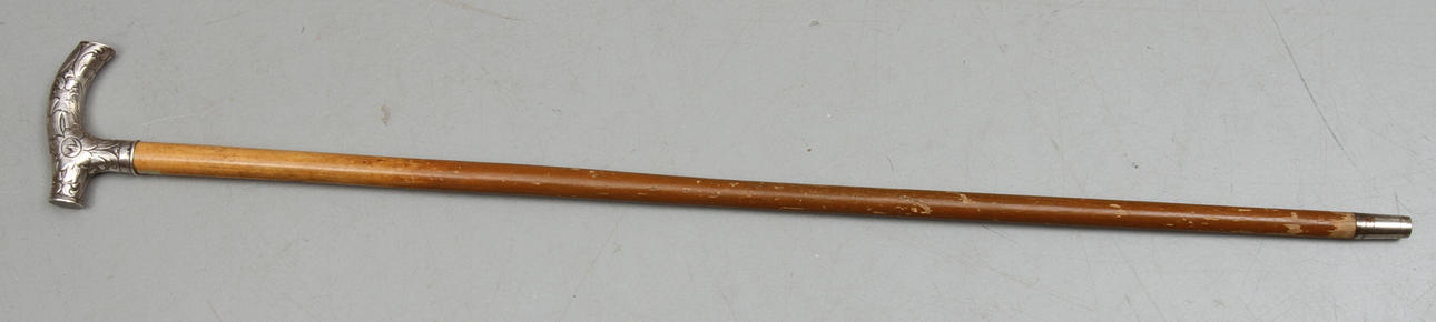 KÄPP MED SILVERKRYCKA, 1900-talets första hälft.