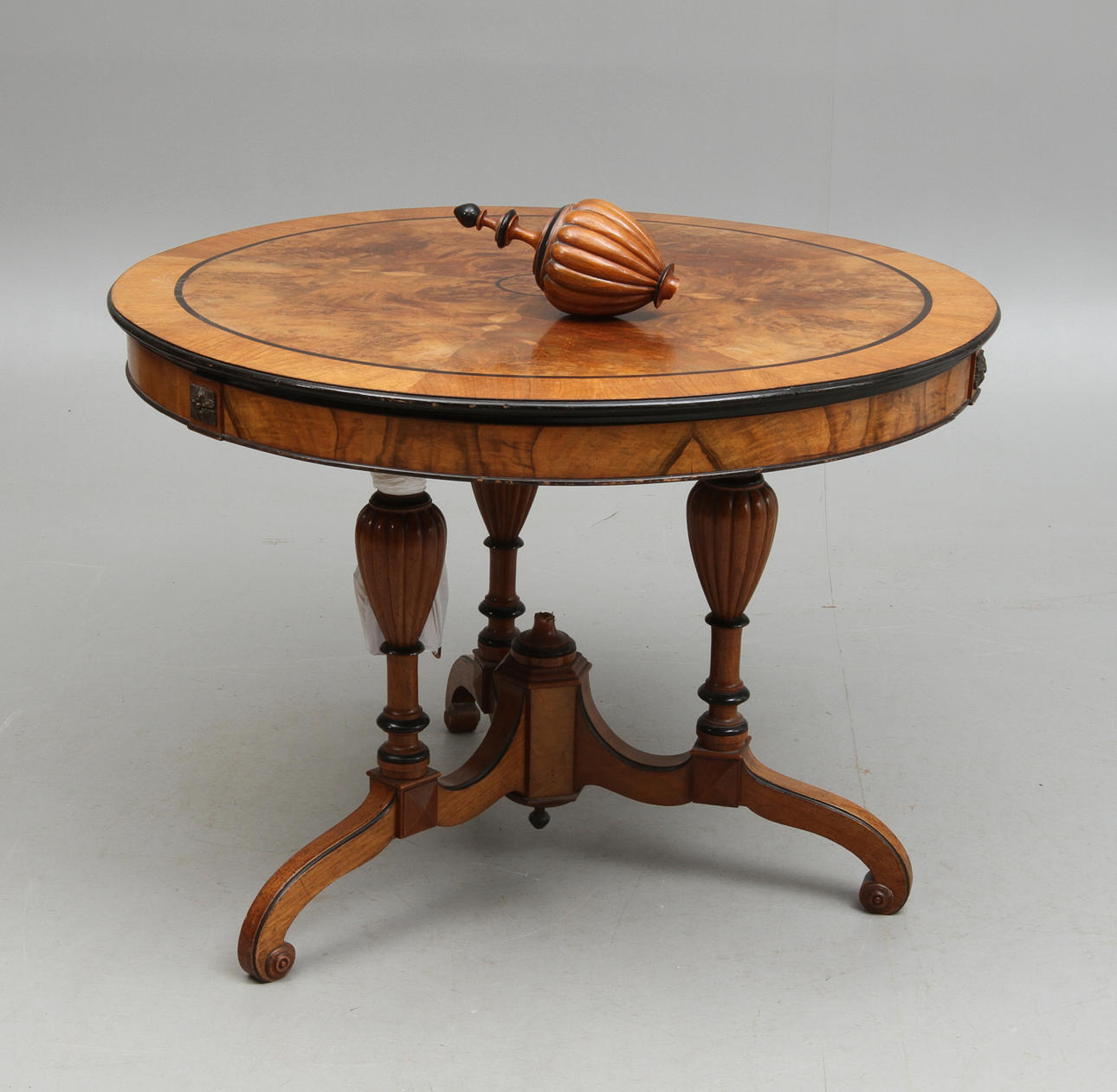 SALONGSBORD, empirestil, 18/1900-tal.