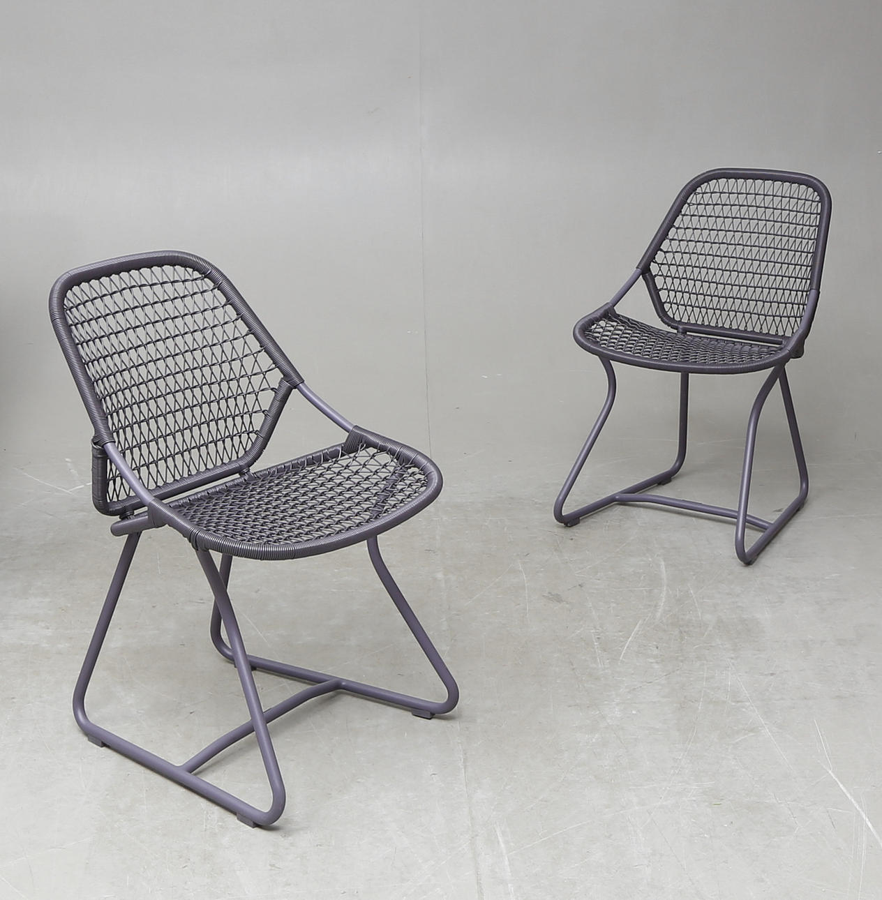 TRÄDGÅRDSSTOLAR, ett par, Sixties stol från Fermob, formgiven av Frédéric Sofia.