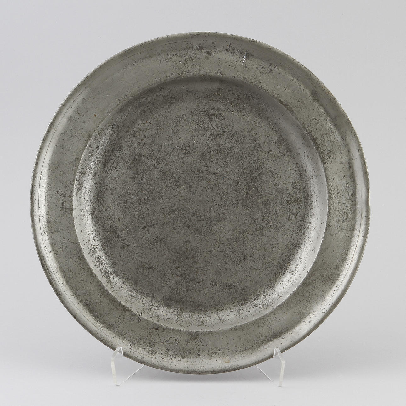 FAT och TALLRIK, tenn. Sverige och Tyskland 1700-tal.