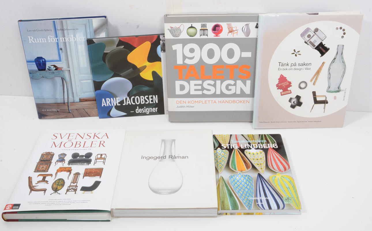 7 Volymer om Svenska möbler och Design.