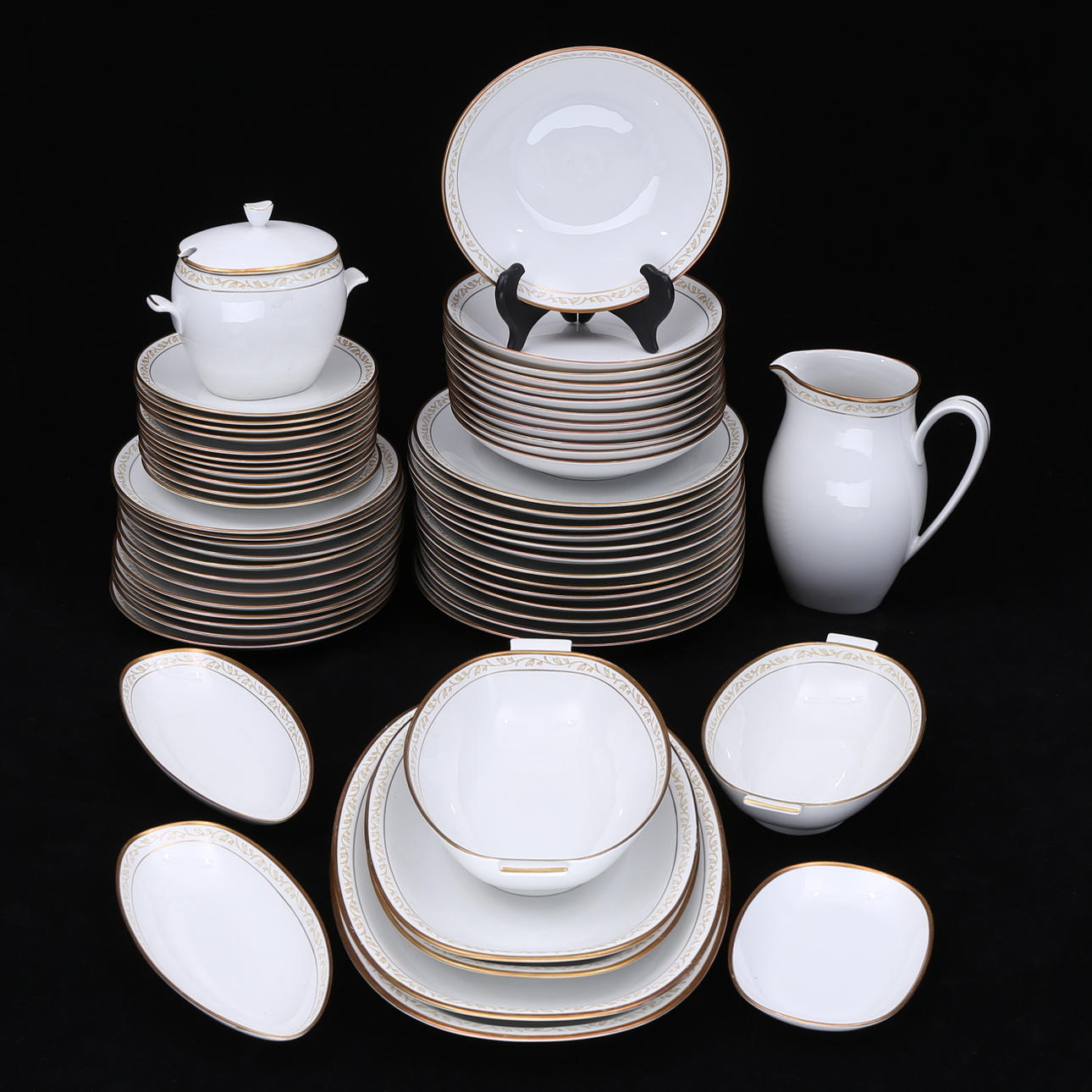 DINING SET, 59 pieces, porcelain, "Delucia", Rörstrand.