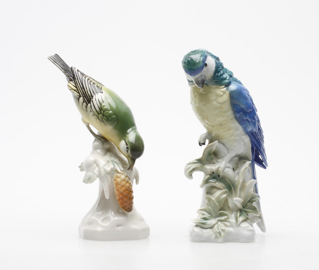 FIGURINER, 2 st, keramik, bl.a. Volkstedt Rudolstadt.