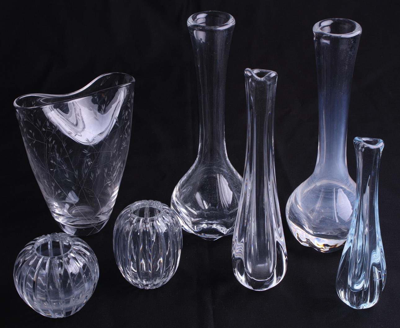 GLASFÖREMÅL, 7 st.