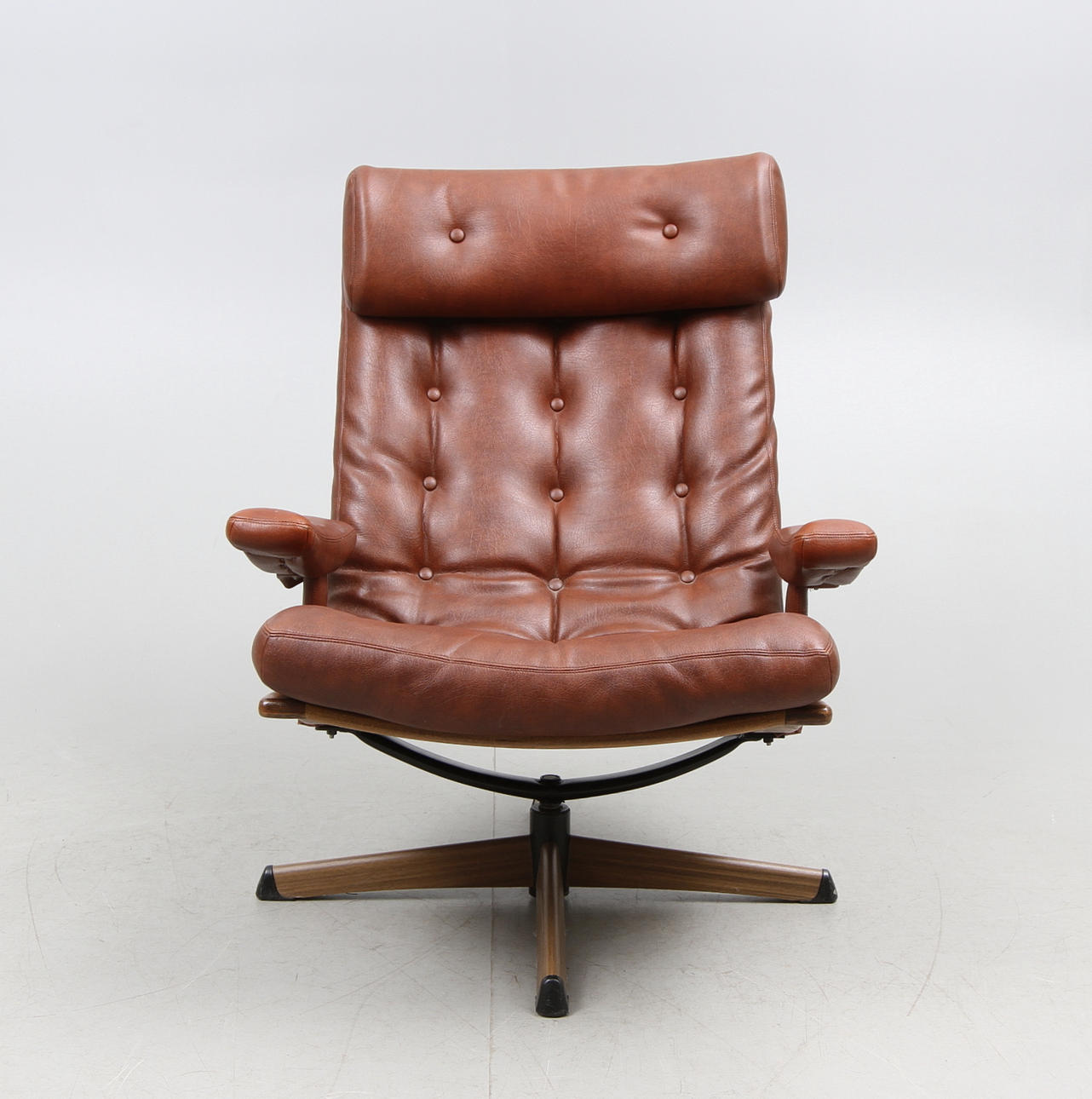 SNURRFÅTÖLJ, Göte-möbler, Nässjö, 1970-tal.